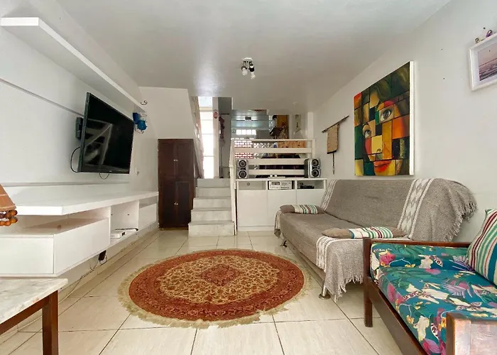 Casa completa com 2 quartos, Perto de tudo